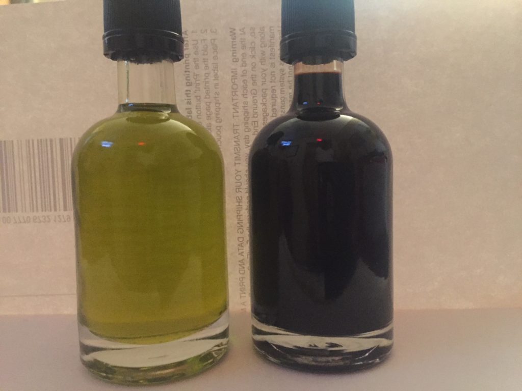 Bulk olive oil and vinegar jugs